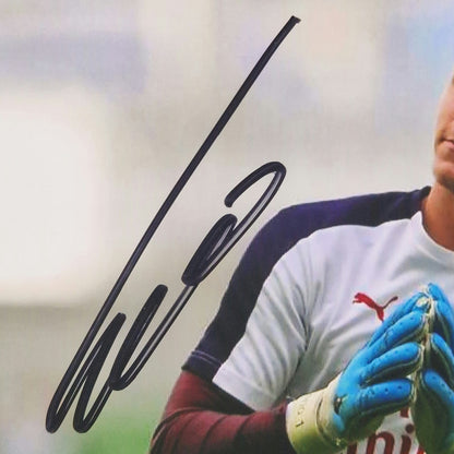 Bernd Leno Signiertes 10cm x 15cm Foto